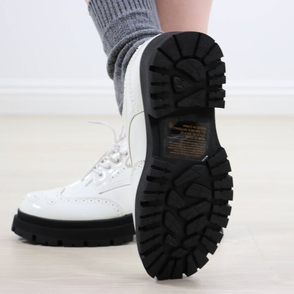 White Patent Brogue Loafers  Chunky Black Lug Sole Oxfords - Picture 7 of 16